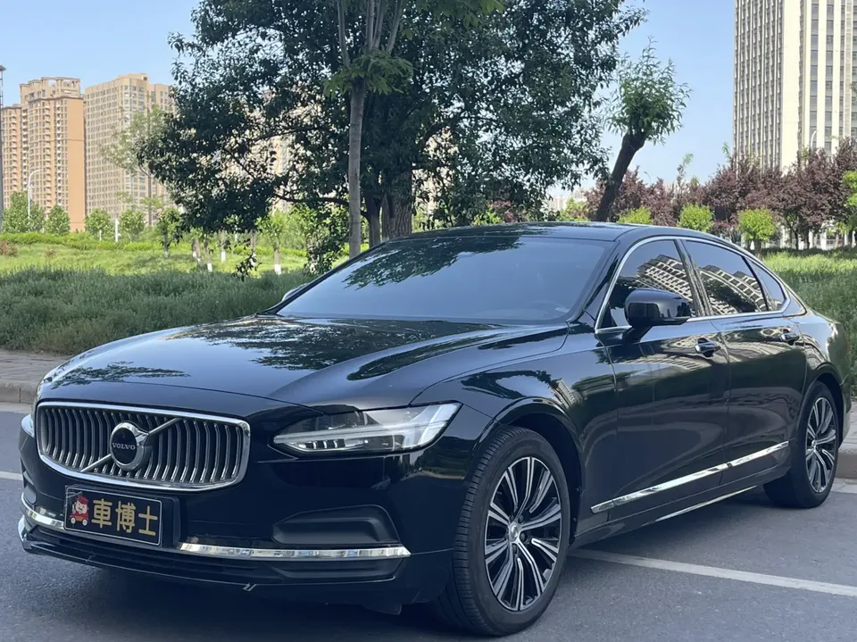 Volvo S90 2022
