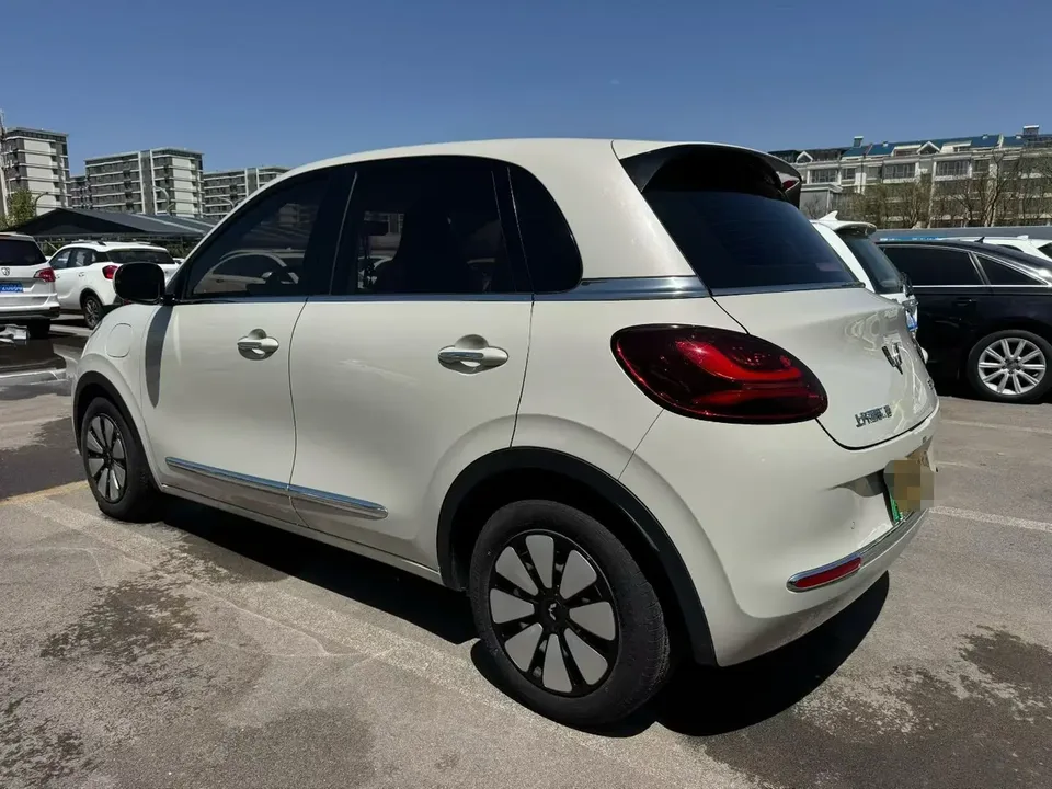Wuling Bingo Bingo 2023 model 333KM Lingxi Internet model 2025 — thumbnail 4