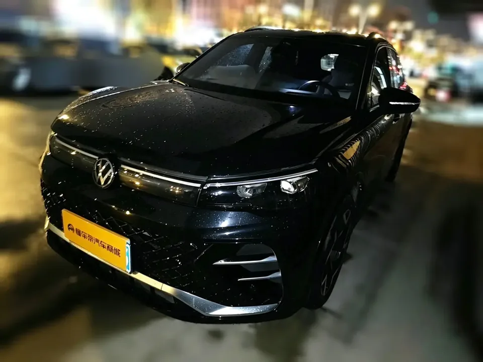 Volkswagen Tiguan L 2024