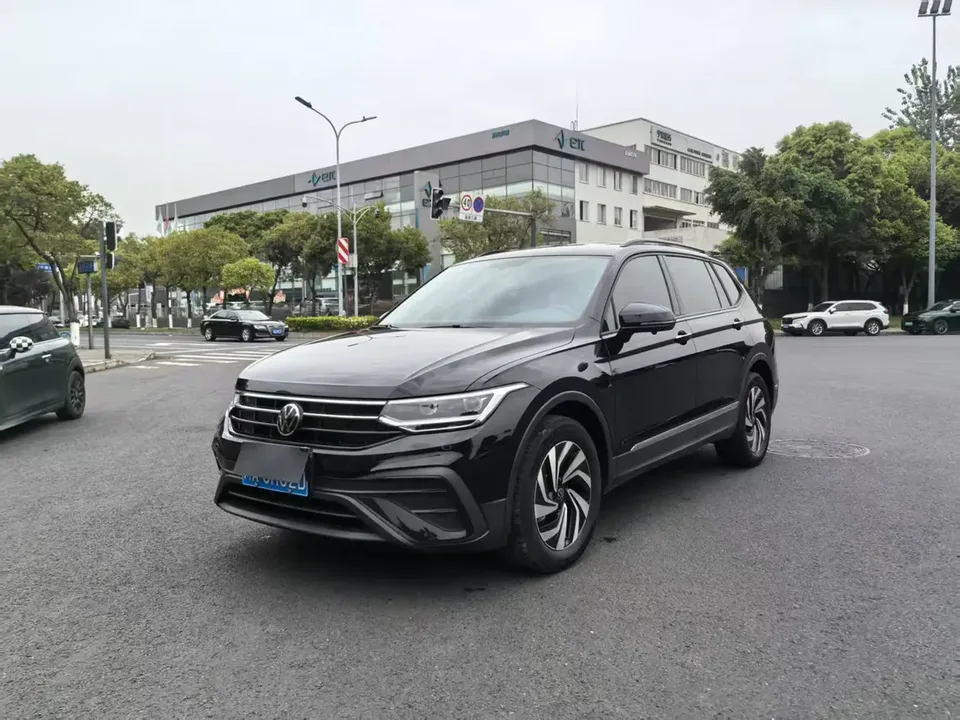 Volkswagen Tiguan L Outstanding 300TSI 2WD Longteng Edition 2025 — фото 1, купить с доставкой в Москву