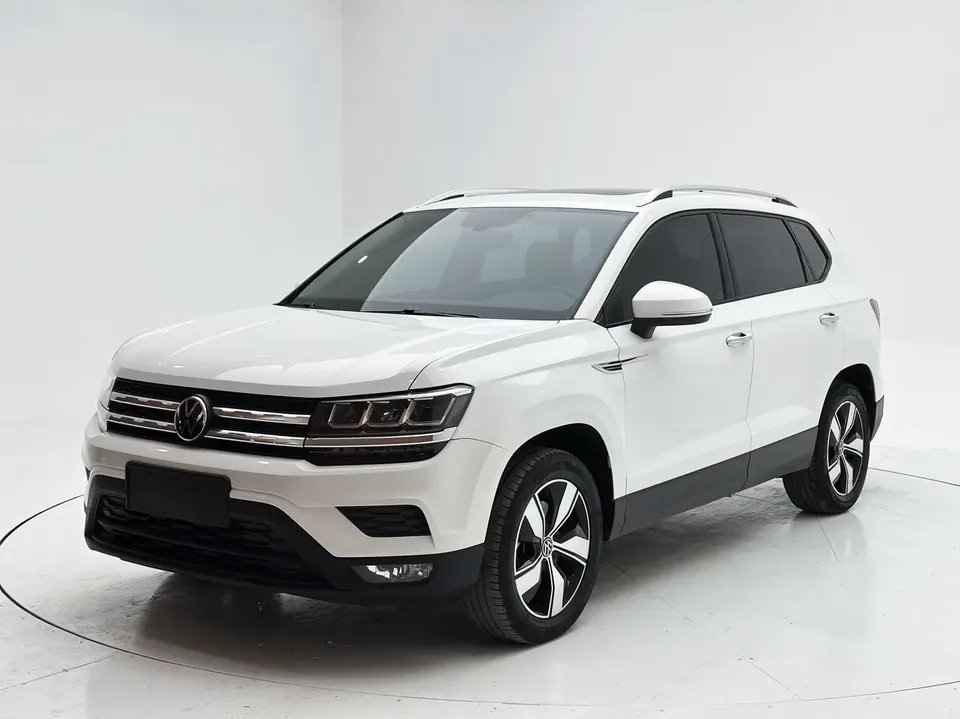 Volkswagen Tharu 280TSI 2WD Comfort Edition 2022 — фото 1, купить с доставкой в Москву