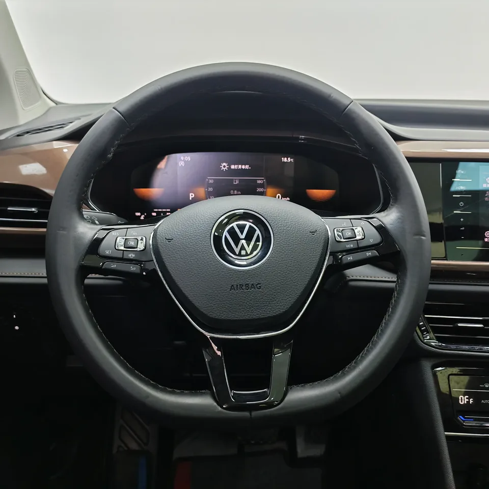 Volkswagen Tharu 280TSI 2WD Comfort Edition 2022 — миниатюра 4
