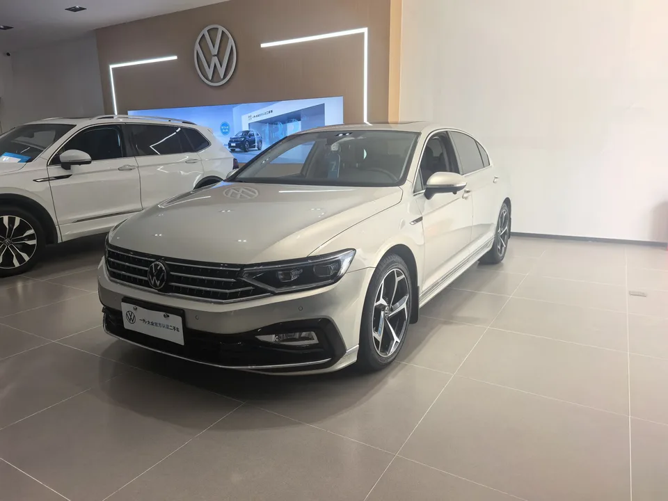 Volkswagen Magotan 2022