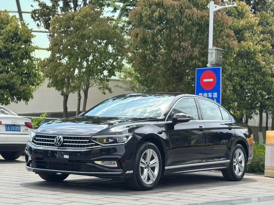 Volkswagen Magotan 2026