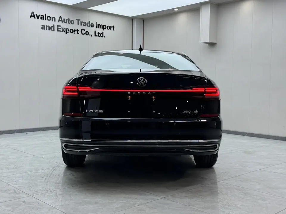 Volkswagen Passat Passat 2022 280TSI Elite Edition 2022 — миниатюра 2