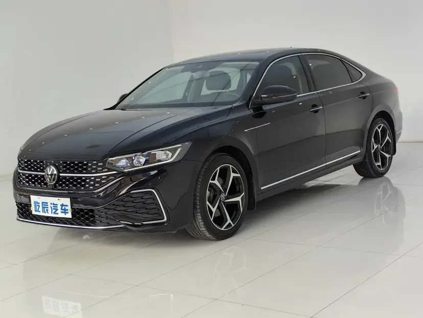 Volkswagen Passat 2024