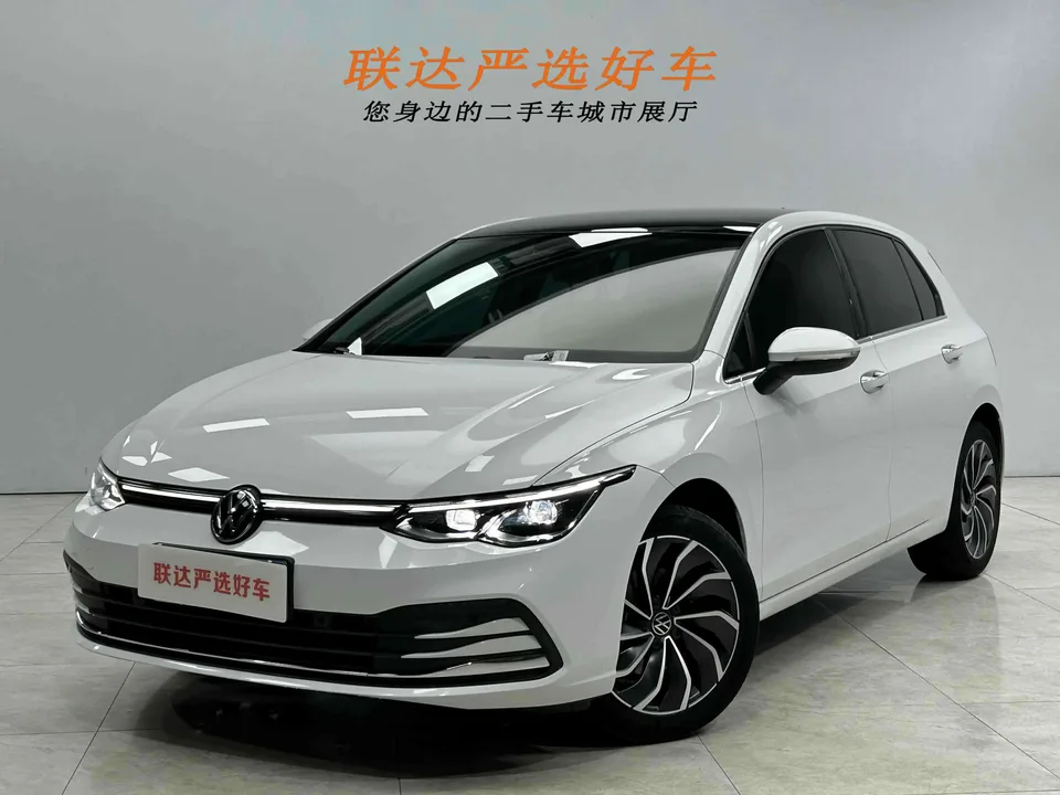 Volkswagen Golf Golf 2021 280TSI DSG Pro 2022 — фото 1, купить с доставкой в Москву