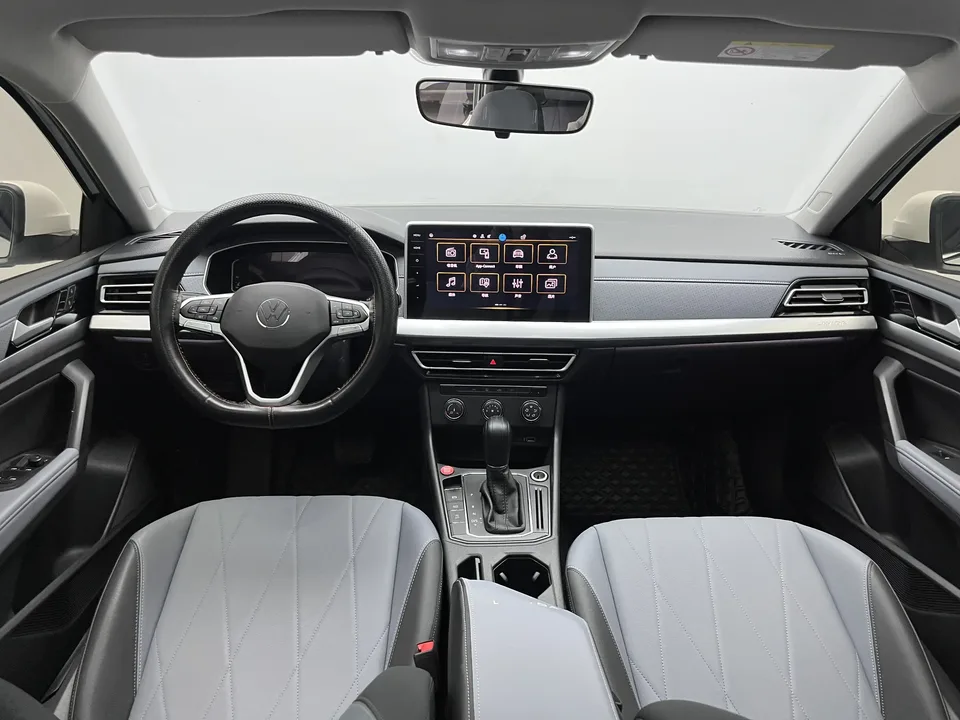 Volkswagen Lavida Lavida 2023 1.5L Automatic 5 Million Edition 2023 — миниатюра 2