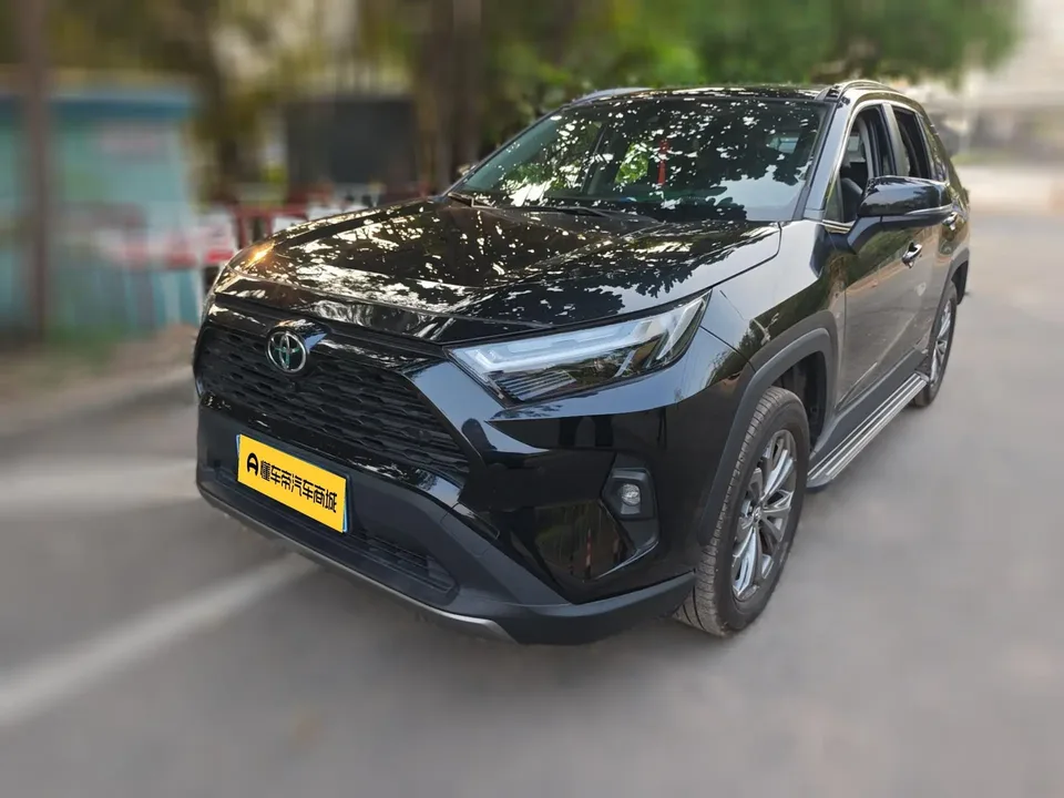 Toyota RAV4 2024