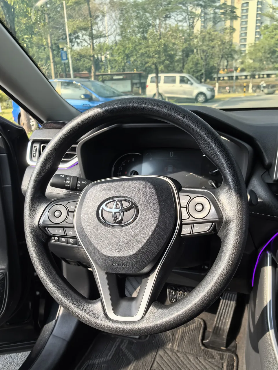 Toyota RAV4 2.0L CVT 2WD Fashion Edition 2022 — миниатюра 3