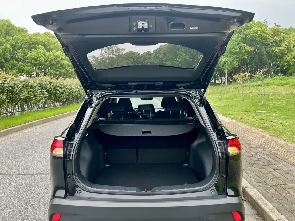 Toyota CorollaCross 2.0L Exclusive Edition 2023 — миниатюра 5