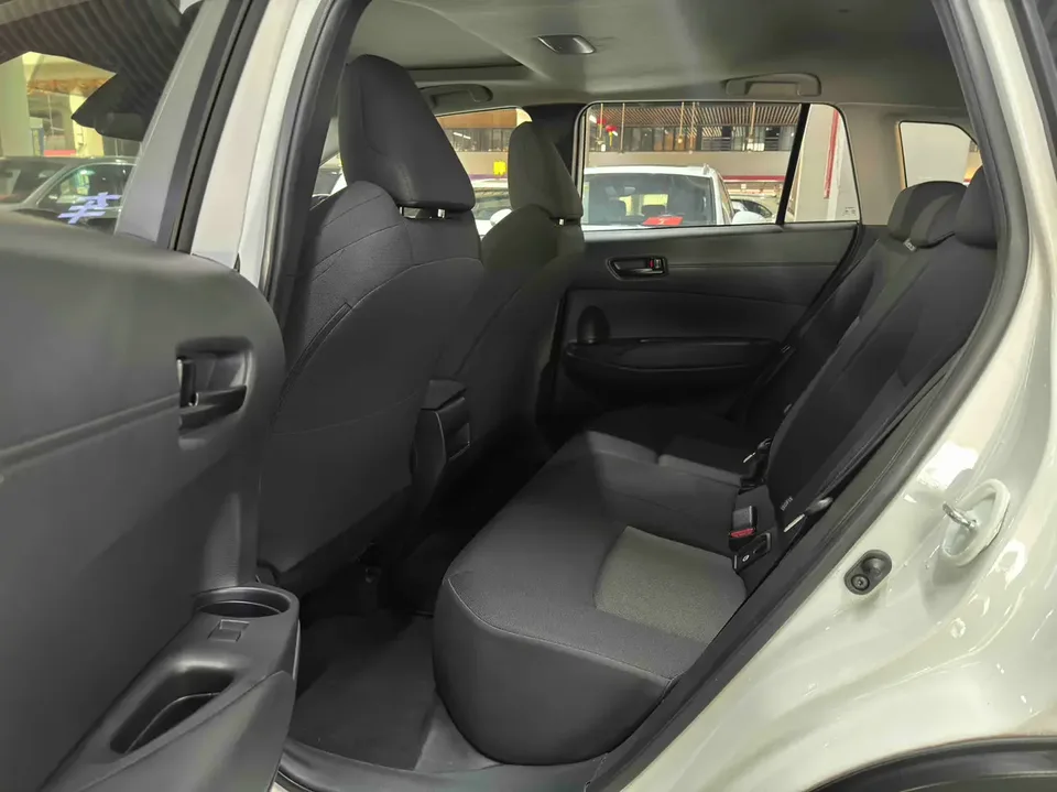 Toyota Frontlander 2.0L CVT Elite Edition 2022 — миниатюра 3