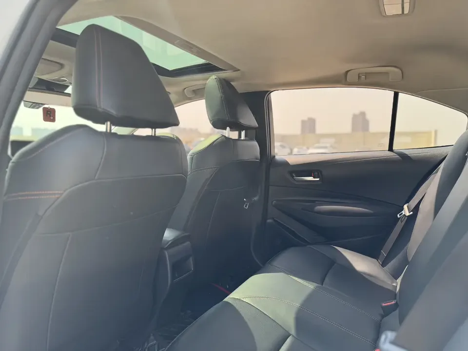 Toyota Corolla Corolla 2021 1.2T S-CVT Elite PLUS Edition 2022 — миниатюра 3