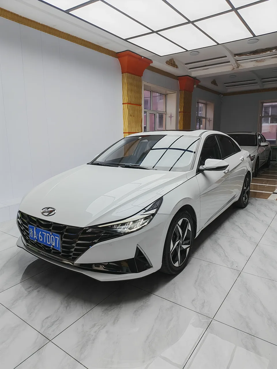 Hyundai Elantra 2022