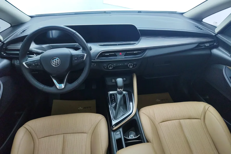 Buick GL6 Buick GL6 2021 323T mild hybrid connected luxury model 2023 — миниатюра 5