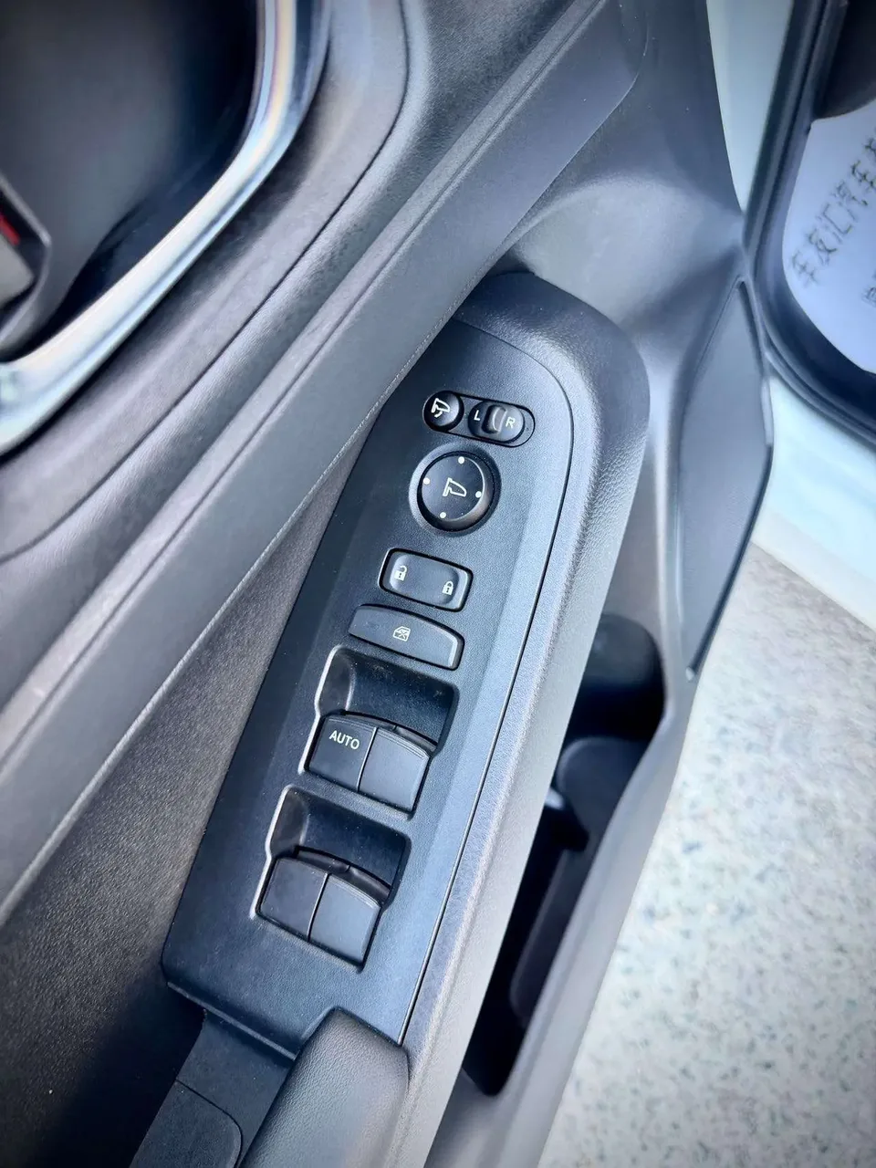 Honda VEZEL Binzhi 2023 1.5L CVT Pioneer Edition 2023 — миниатюра 3