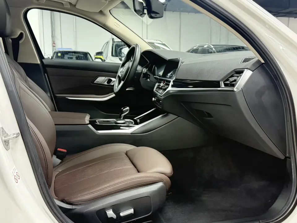 BMW 3 Series BMW 3 Series 2022 320Li M Sport Package 2022 — миниатюра 4