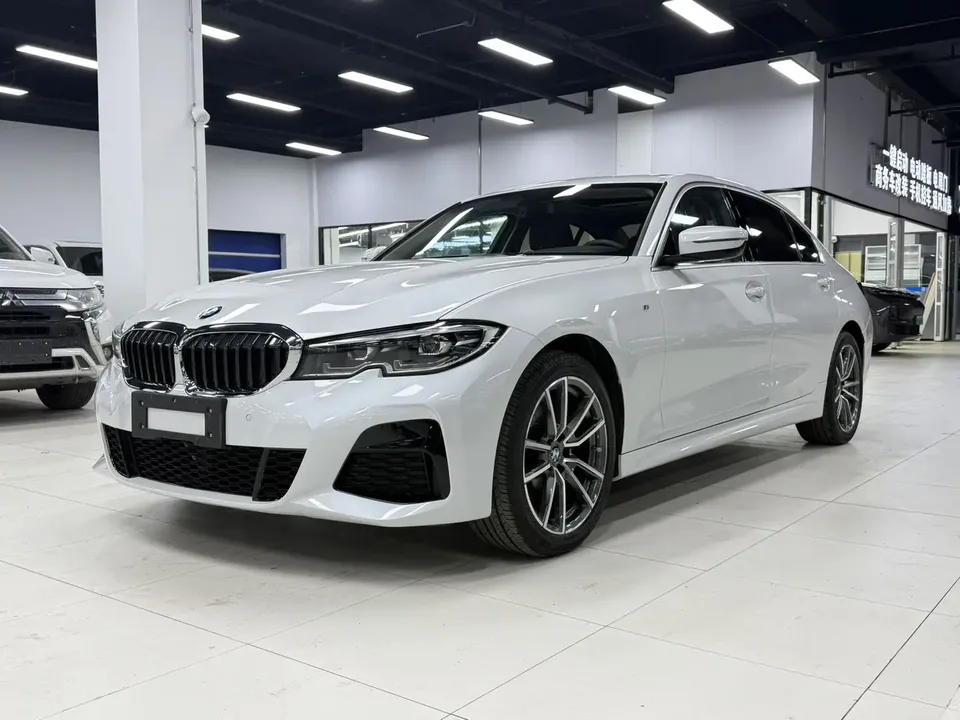 BMW 3 Series 2022