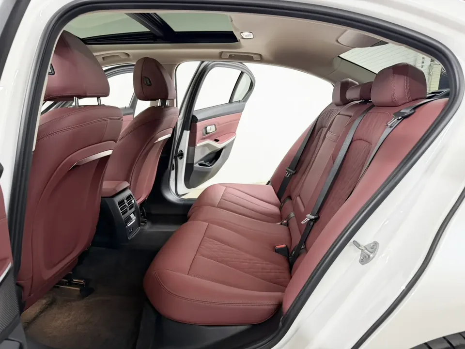 BMW 3 Series BMW 3 Series 2023 320Li M Sport Package 2023 — миниатюра 5