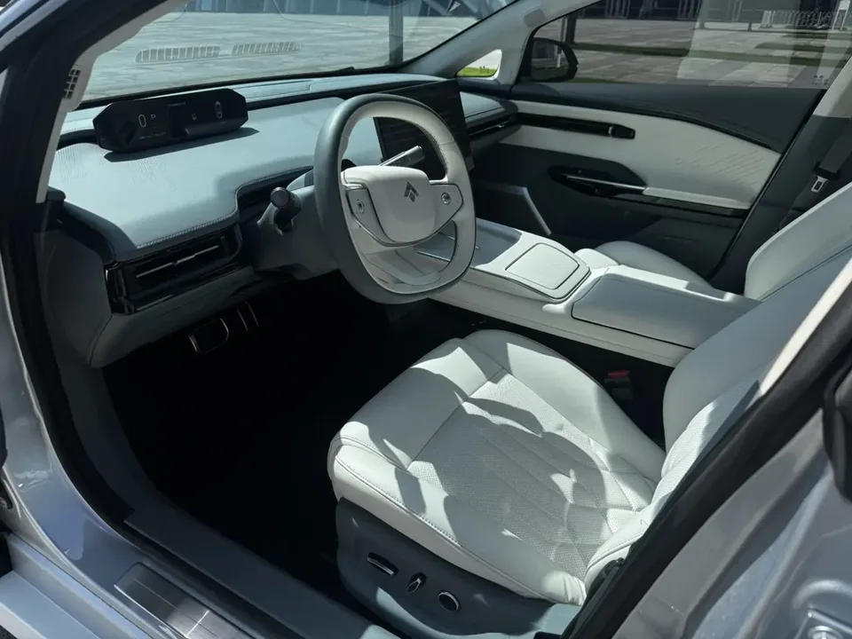 GAC Trumpchi Haobo Haopin GT 560 rear-wheel drive seven-wing version ternary lithium 2023 — миниатюра 5