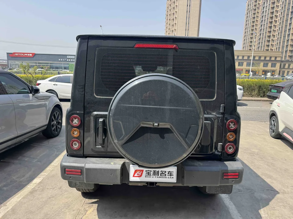 212 T01 2.0T Explorer 2025 — миниатюра 2