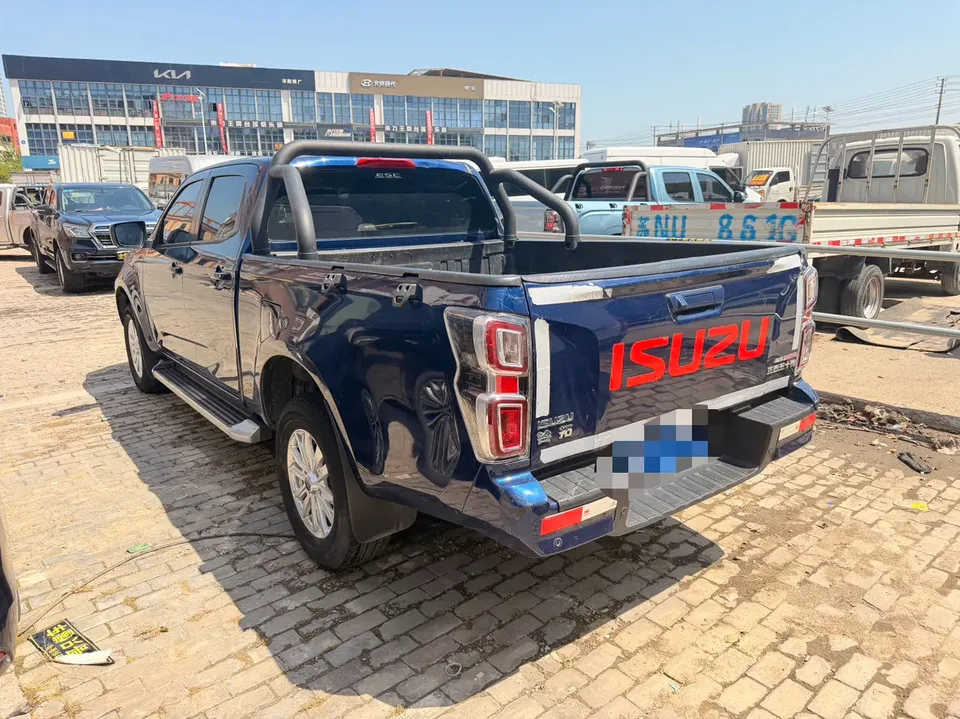 Isuzu Suzutaku 2.5T two-wheel drive manual pilot version extended version JE4D25Q6BM 2024 — миниатюра 4