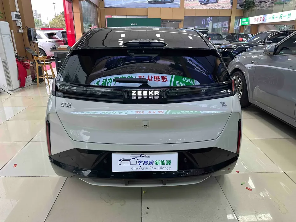 Zeekr X ZEEKR X 2025 four-seat rear-wheel drive cube version 2024 — миниатюра 2