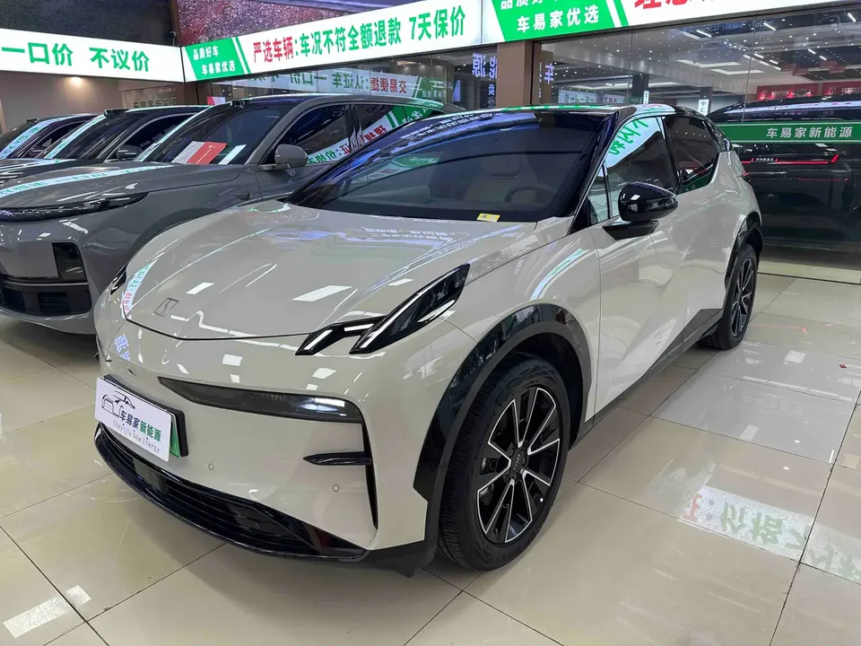 Zeekr X 2024