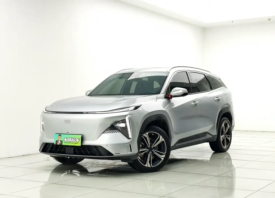 Geely Galaxy L7 2024