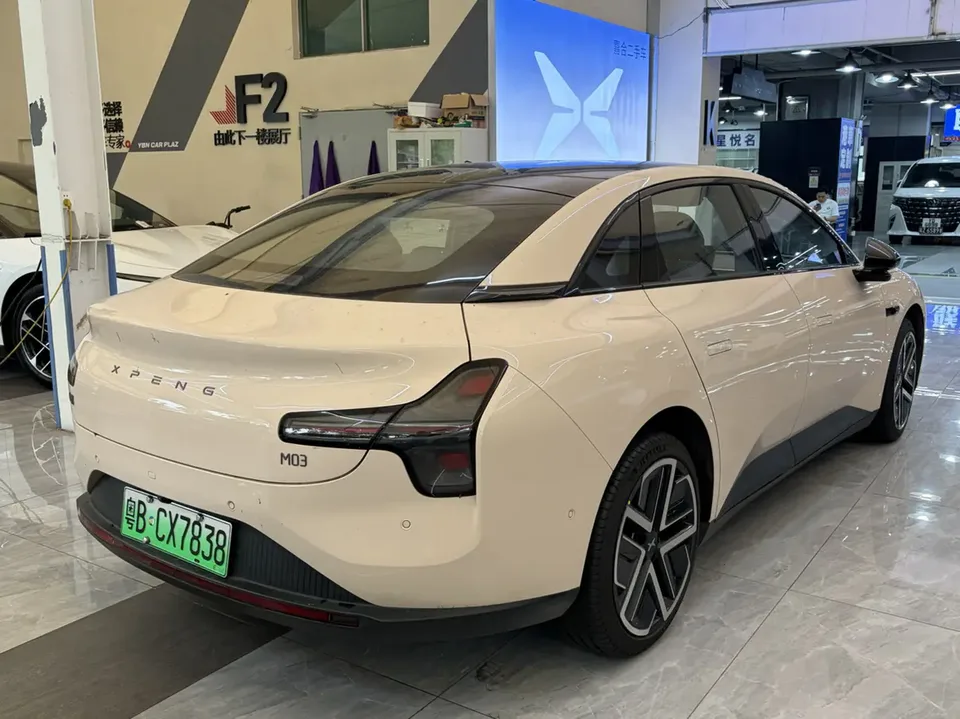 XPeng Xiaopeng MONA M03 600 Ultra-long-range Max version 2025 — миниатюра 2