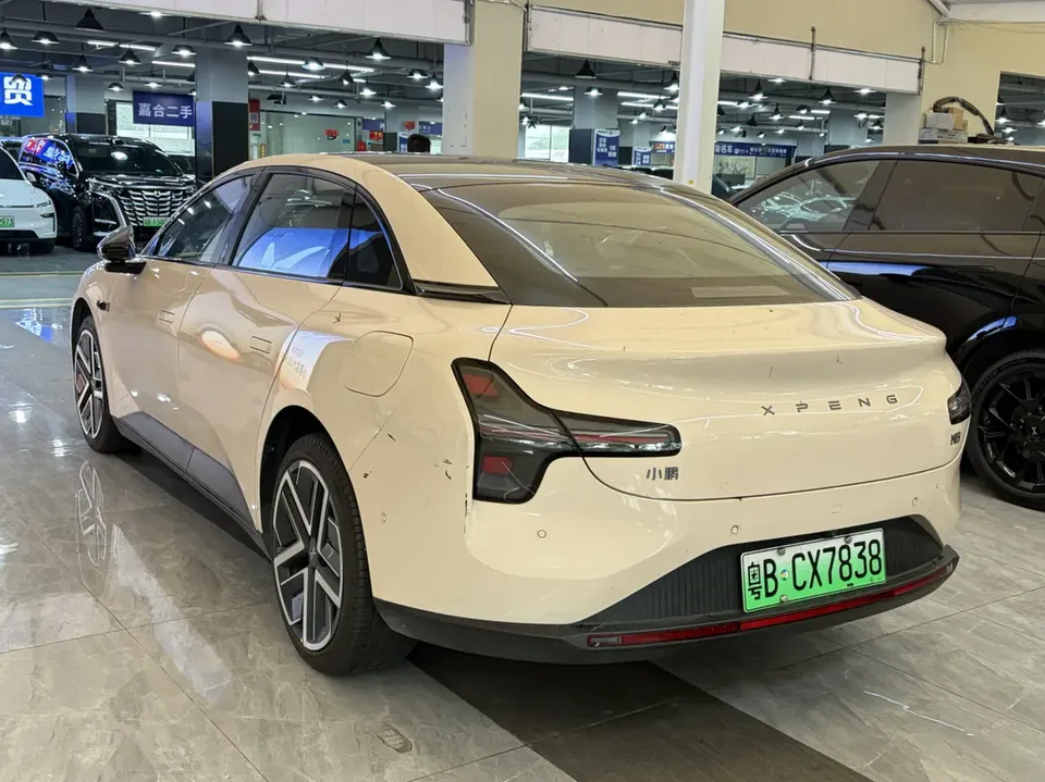 XPeng Xiaopeng MONA M03 600 Ultra-long-range Max version 2025 — миниатюра 4