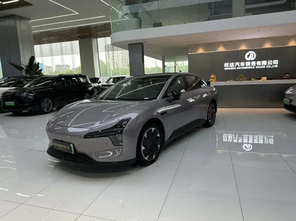 XPeng Xiaopeng MONA M03 2025