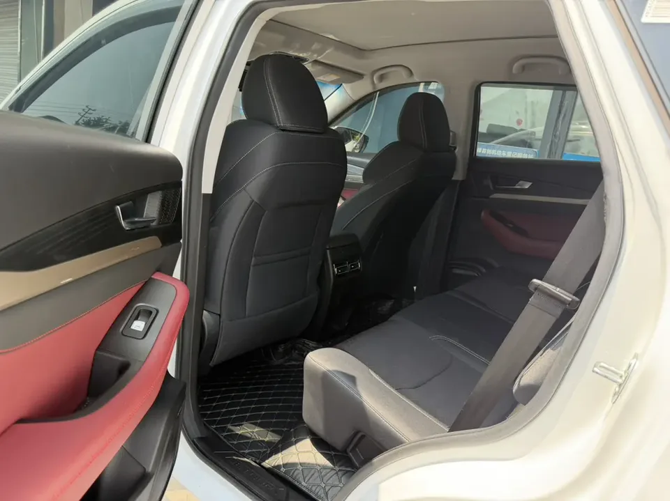 Jetour Jietu X70 Jietu X70 2023 1.5T DCT Beyond PRO 5 Seaters 2023 — thumbnail 3