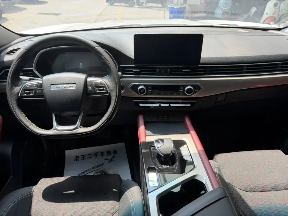 Jetour Jietu X70 Jietu X70 2023 1.5T DCT Beyond PRO 5 Seaters 2023 — thumbnail 5