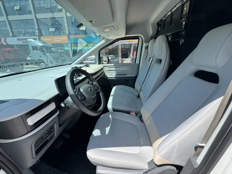 Datong Dana V1 Dana V1 2024 V1+ Long Wheelbase High Top Cargo Edition 50kWh 2025 — миниатюра 3