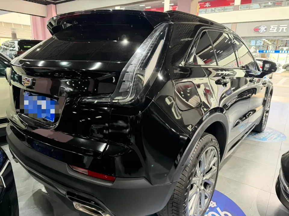Cadillac XT4 Cadillac XT4 2023 28T two-wheel drive premium model 2023 — миниатюра 2