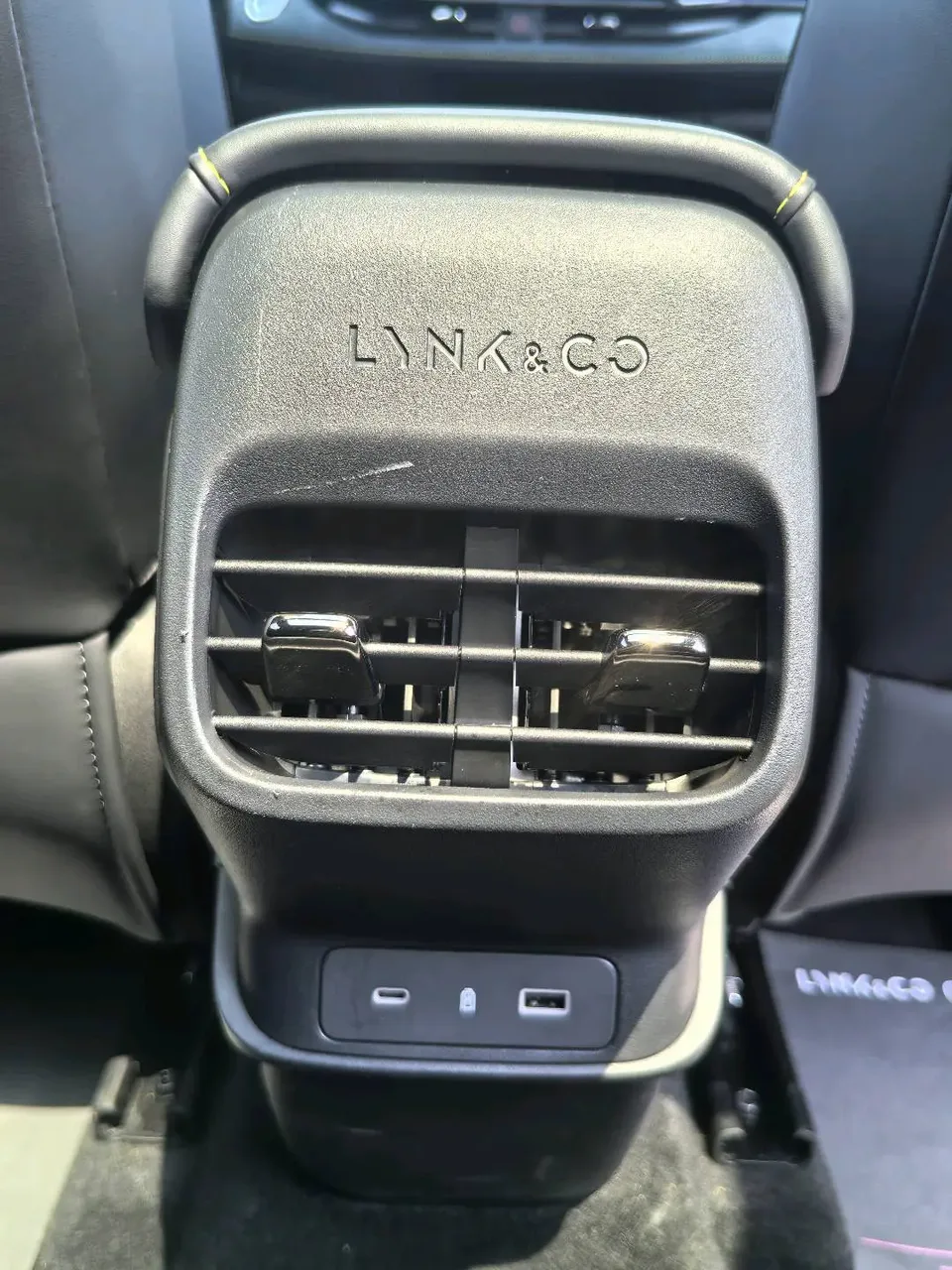 Lynk & Co 06 Lynk & Co 06 2025 Renew 1.5T Pro 2024 — thumbnail 4