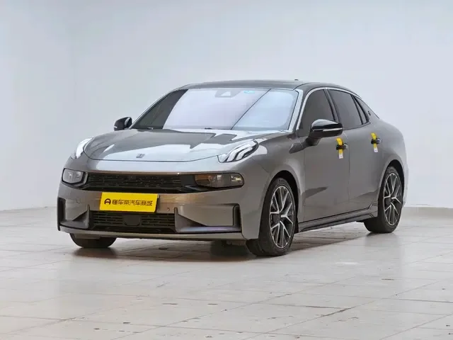 Lynk & Co 03 2022