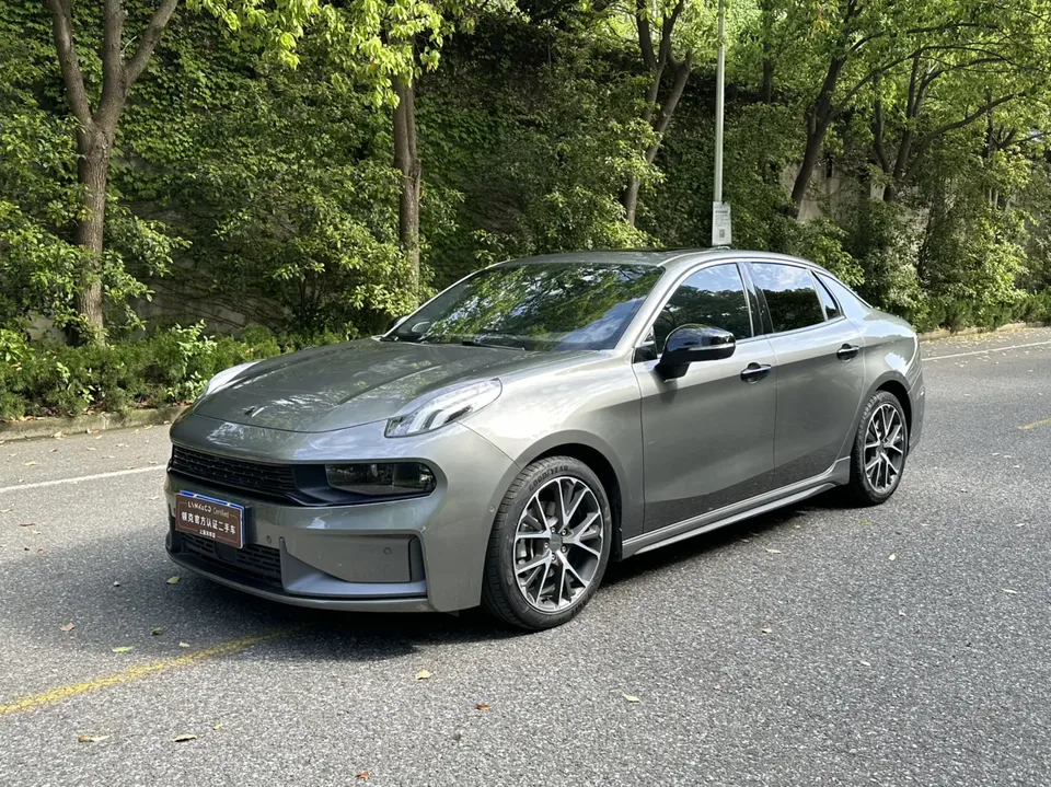 Lynk & Co 03 2022