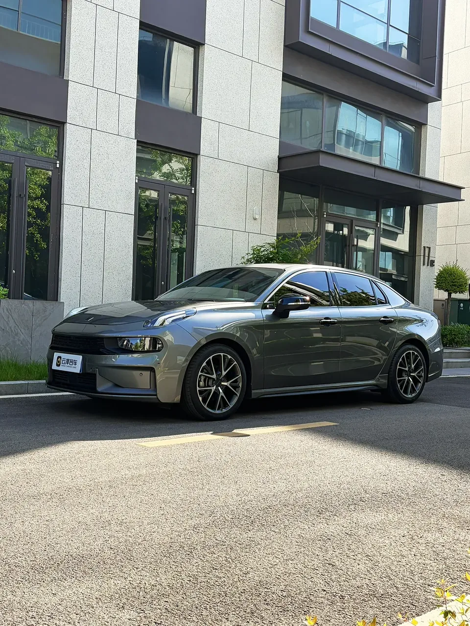 Lynk & Co 03 2022