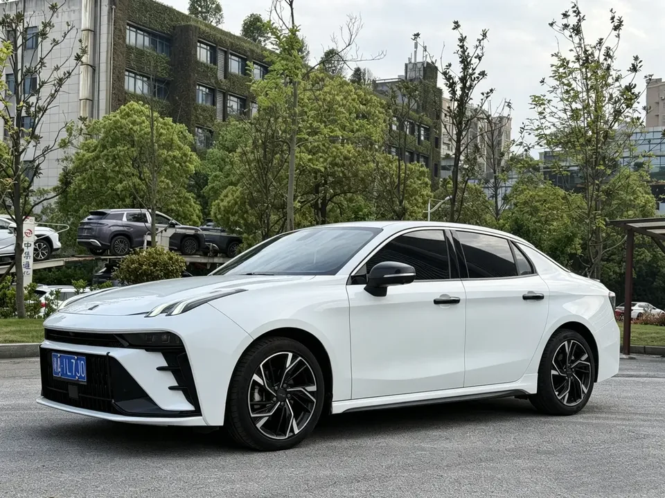 Lynk & Co 03 2024