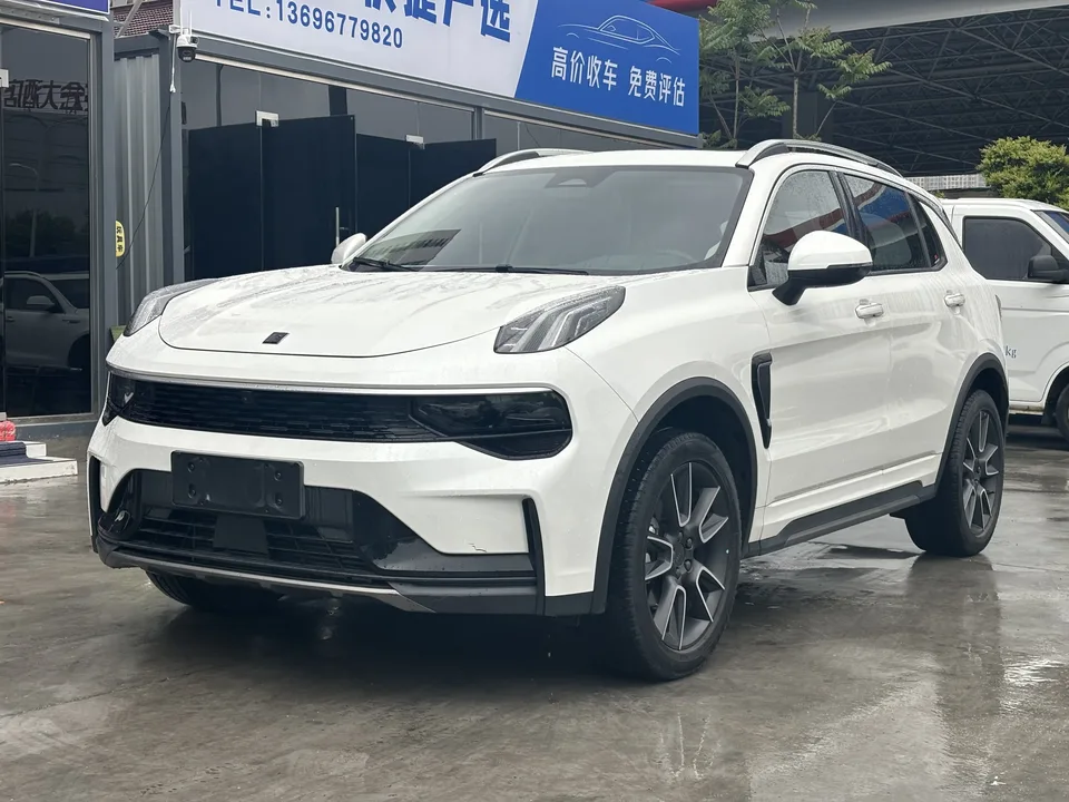 Lynk & Co 01 2023