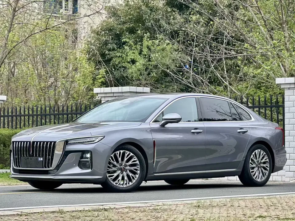 Hongqi H5 2022