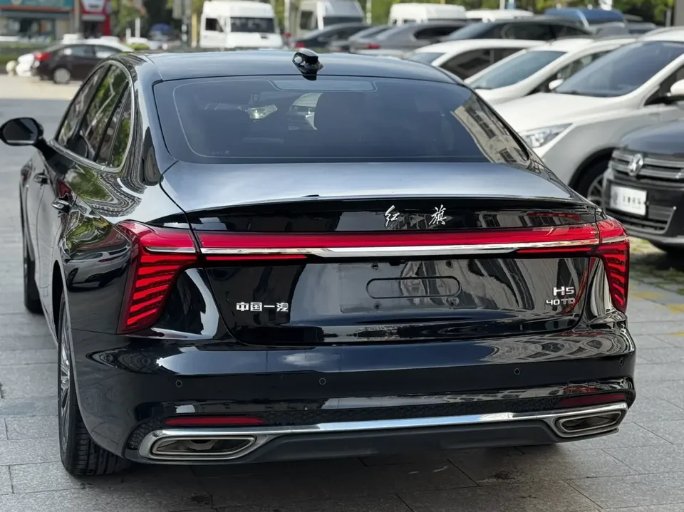 Hongqi H5 Hongqi H5 2024 2.0T Automatic Intelligent Connection Flagship Chang Edition 2023 — миниатюра 4