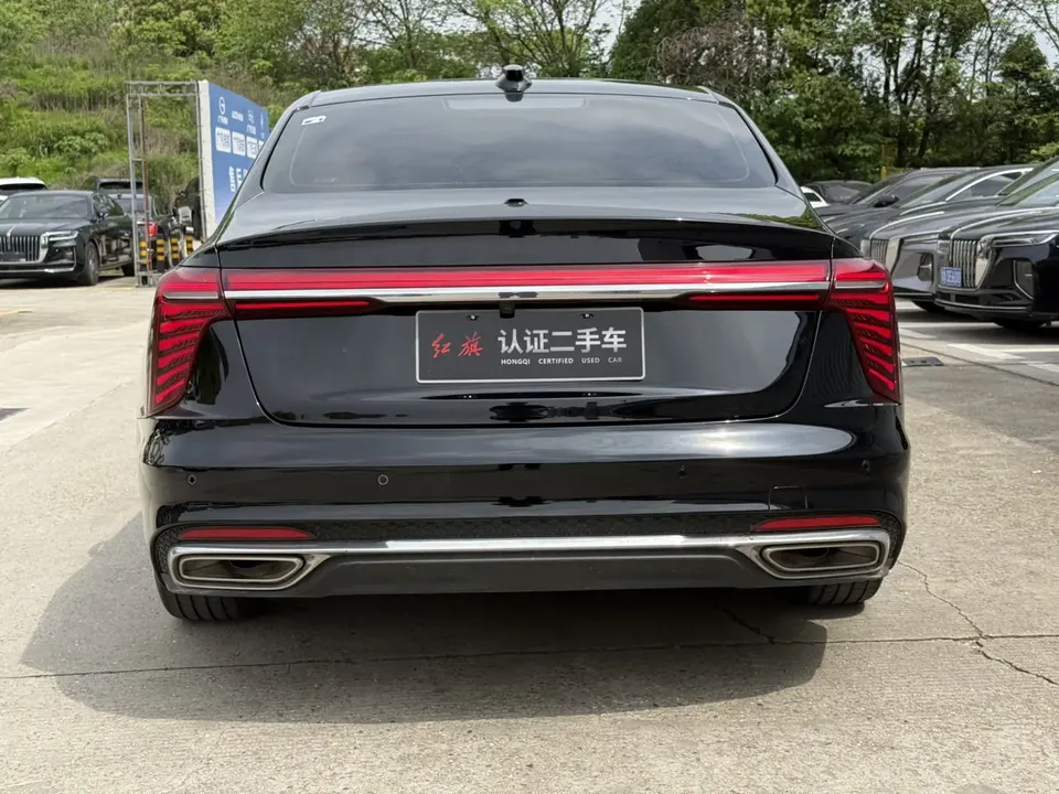 Hongqi H5 Hongqi H5 2024 2.0T Automatic Intelligent Connection Flagship Chang Edition 2023 — миниатюра 2