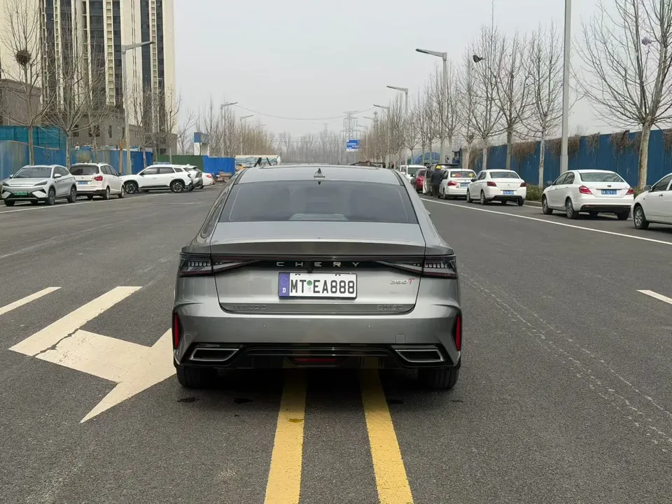 Chery Arrizo 8 1.6TGDI DCT Elegant 2023 — миниатюра 2