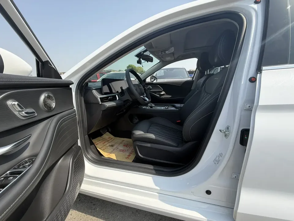 Chery Arrizo 8 1.6TGDI DCT 2023 — миниатюра 5