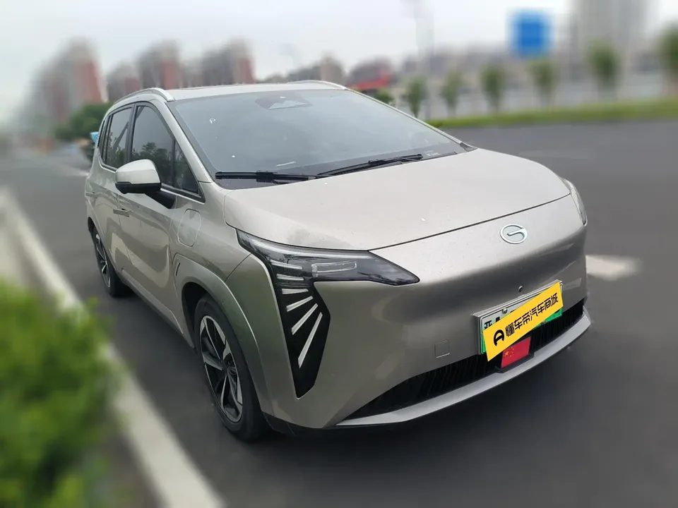 AION Y AION Y 2023 Plus 610 Smart Driving Edition 2024 — миниатюра 2