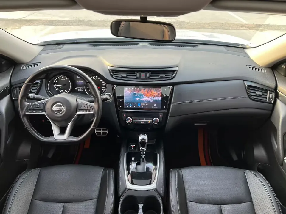 Nissan X-Trail Classic Edition 2.0L 2WD Intelligent Link Premium Edition 2024 — миниатюра 5