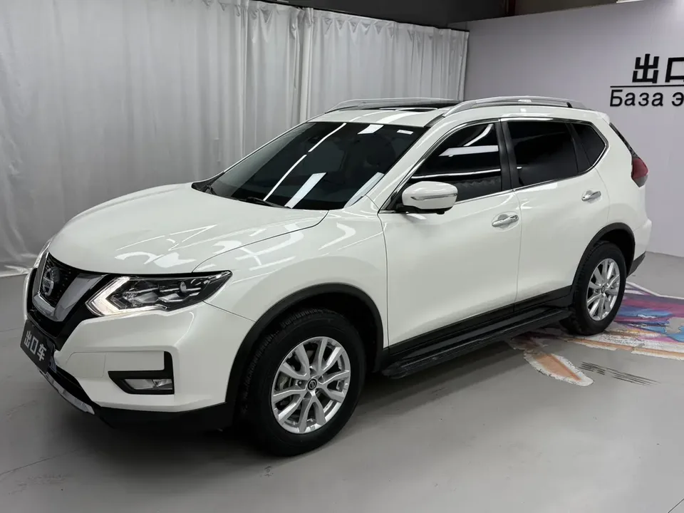Nissan X-Trail Qijun 2022 2.0L 2WD Smart Link Premium Edition 2022 — photo 1, buy with delivery to Moscow